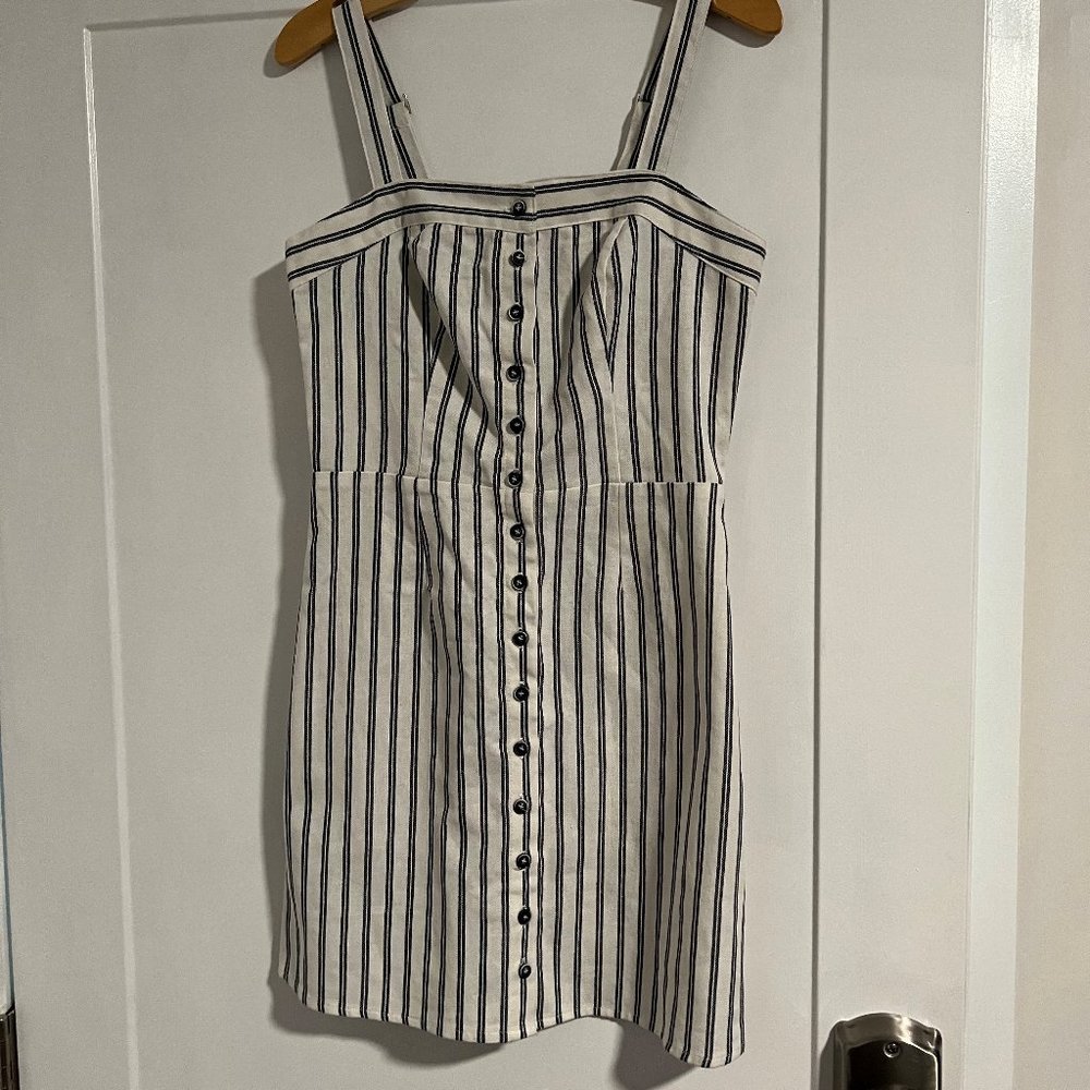 NWT Ivy + Main button front Striped dress size small Blue White